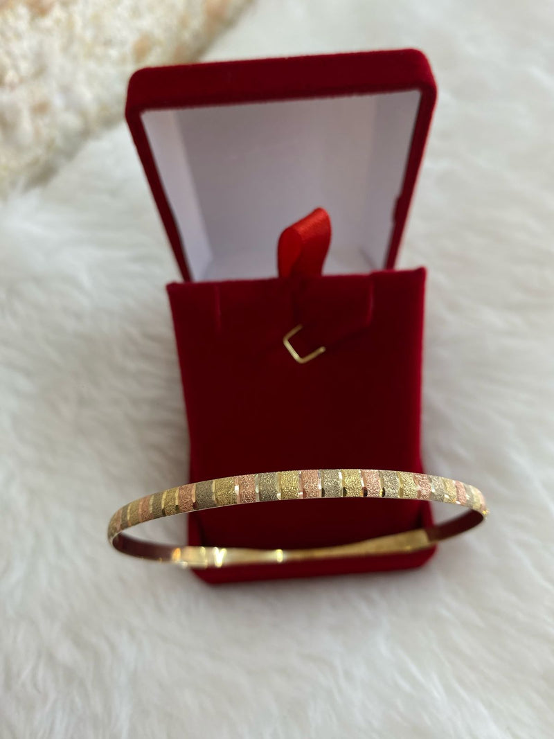 Bracelete 416 quilates tricolor