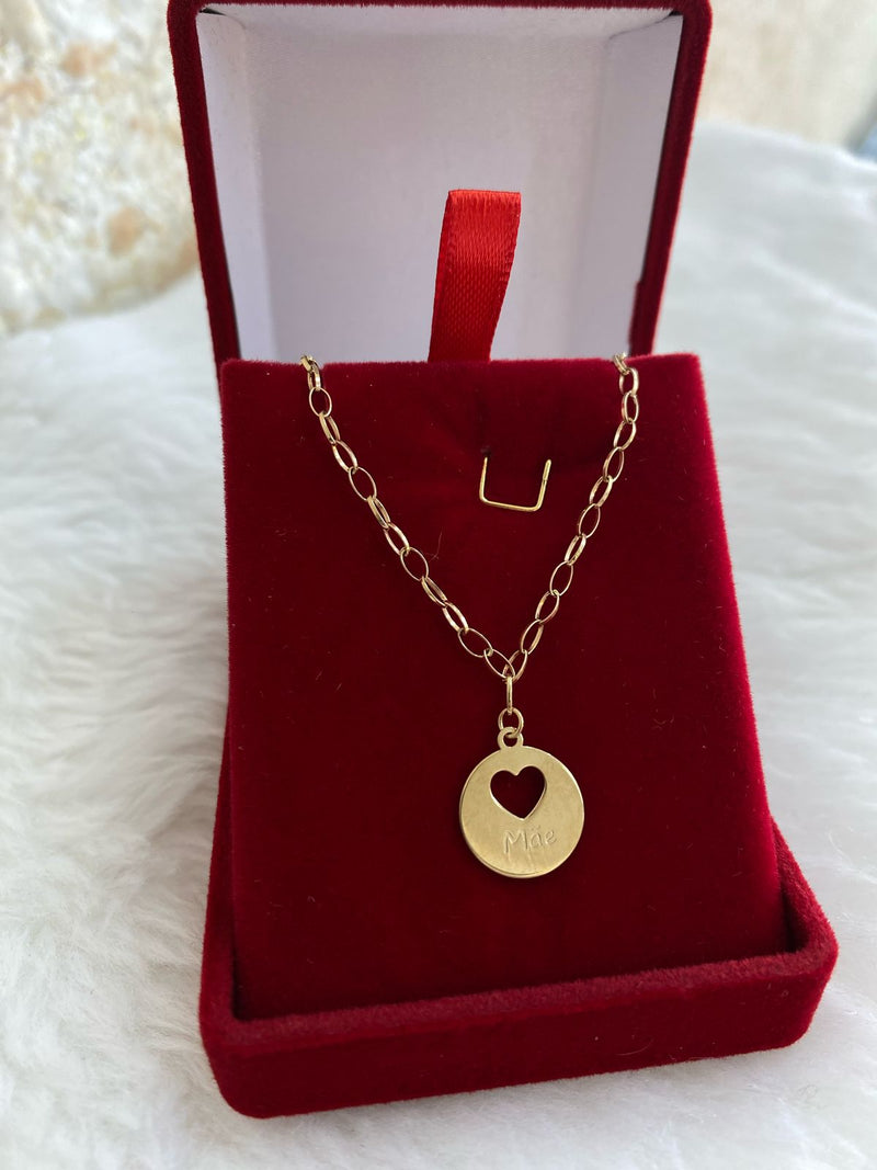 Corrente de ouro 416 quilates com pingente de ouro